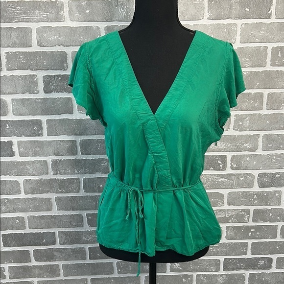 J. Crew Tops - J by J Crew Size 10 Green Faux Wrap Top‎ Flutter Sleeve Peplum Women’s